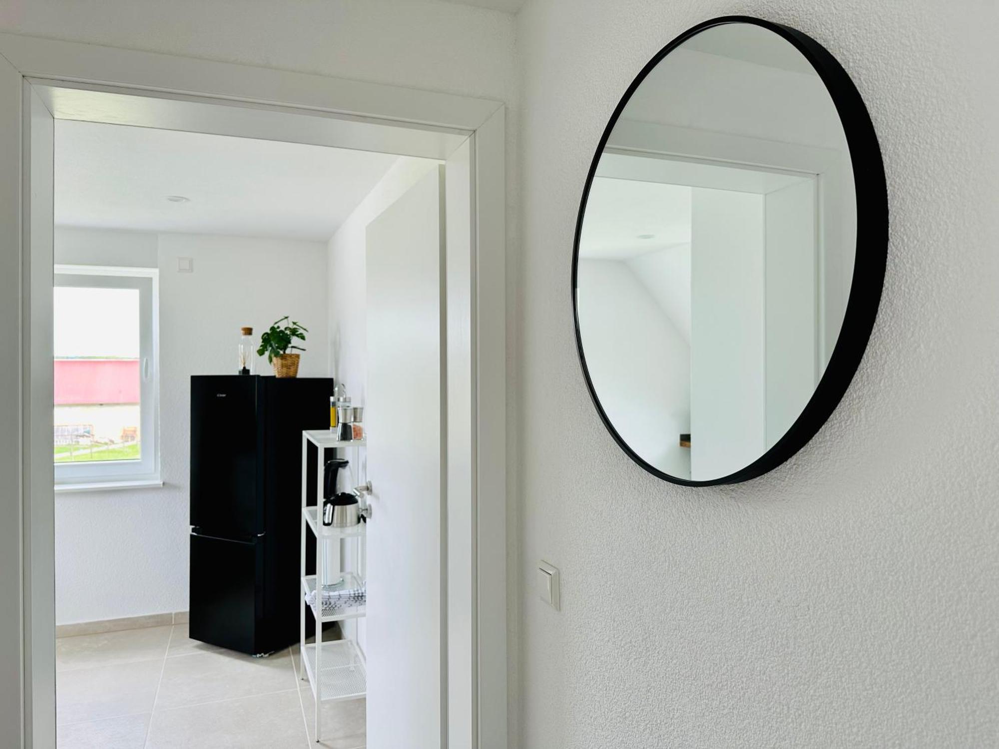 Bergblick-Apartment Istayunixi Seenaehe-Workspace-Netflix I Keine Monteure Фридрихсхафен Экстерьер фото